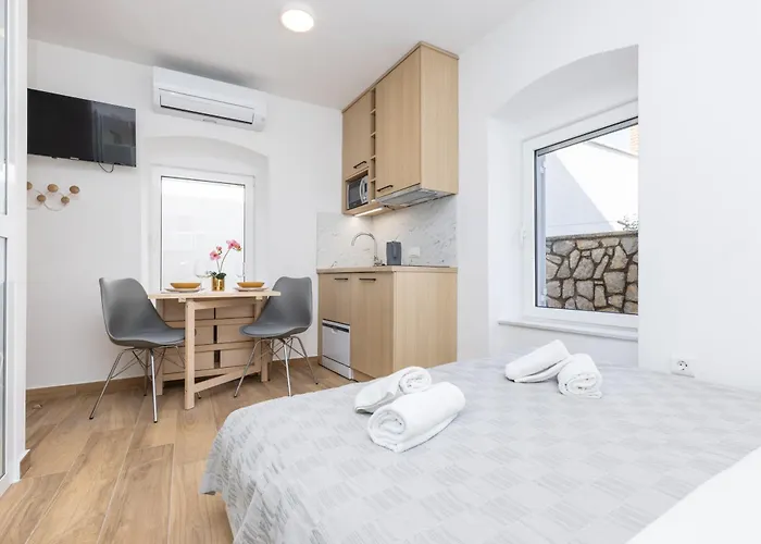Maginja Apartman Veli Losinj