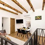 شقة Casa Maginja - Mediterranean Old Town Veli Lošinj
